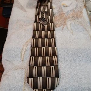 100% Silk Tie